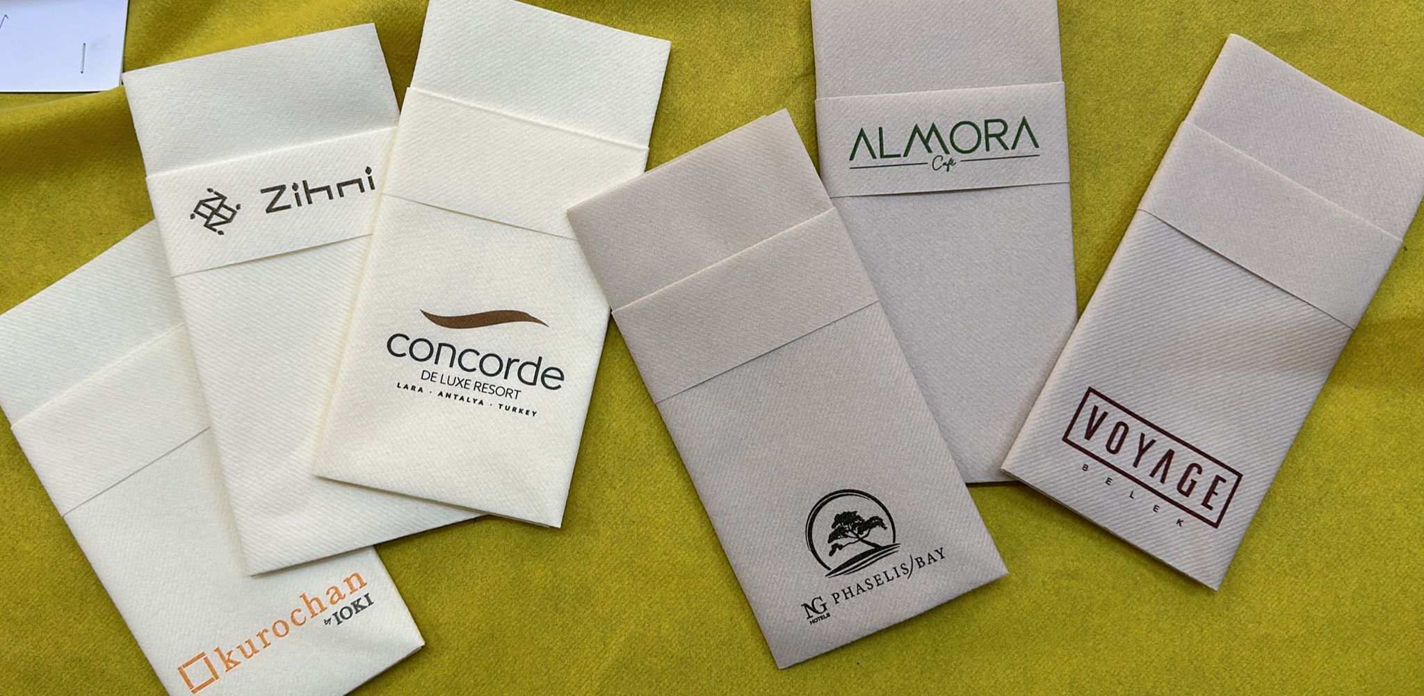 Yazı Baskılı Airlaid Cepli Peçete